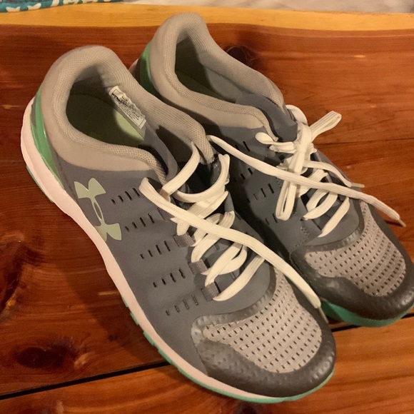 Under Armour Shoes - Womens shoes. Under Armour. Size 9. EUC. Only worn once.